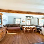 Grossmutters Haus בית נופש